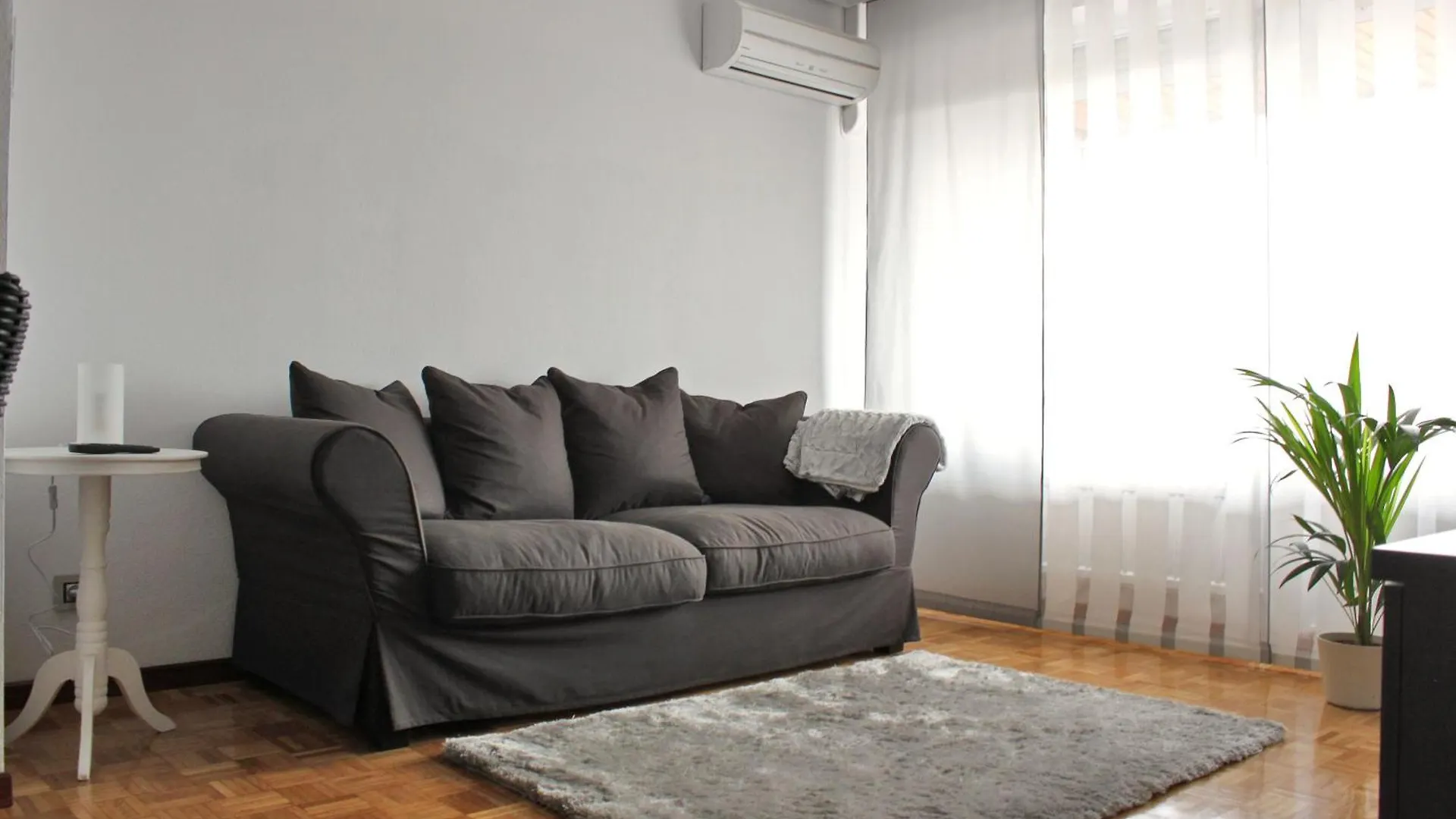 Pension Mayte Pamplona 0*,  Spain